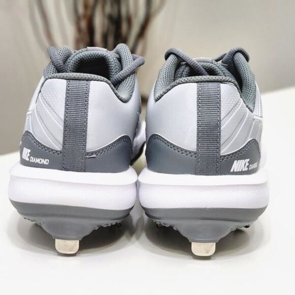 NEW! Men\'s Nike Alpha Huarache Varsity 4 Low Baseball Cleats / Size 7 main image 10
